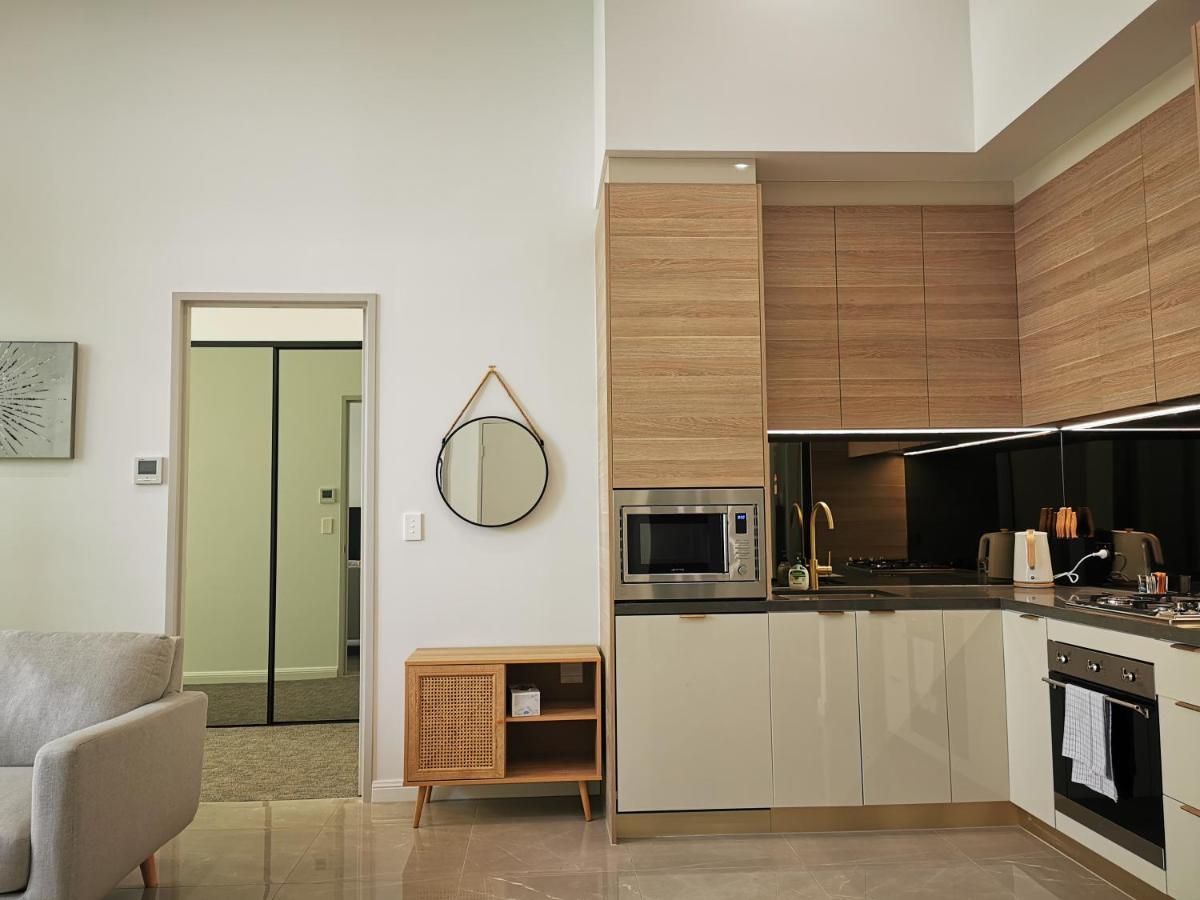 Surfers Paradise New Beachfront Apartments غولد كوست المظهر الخارجي الصورة