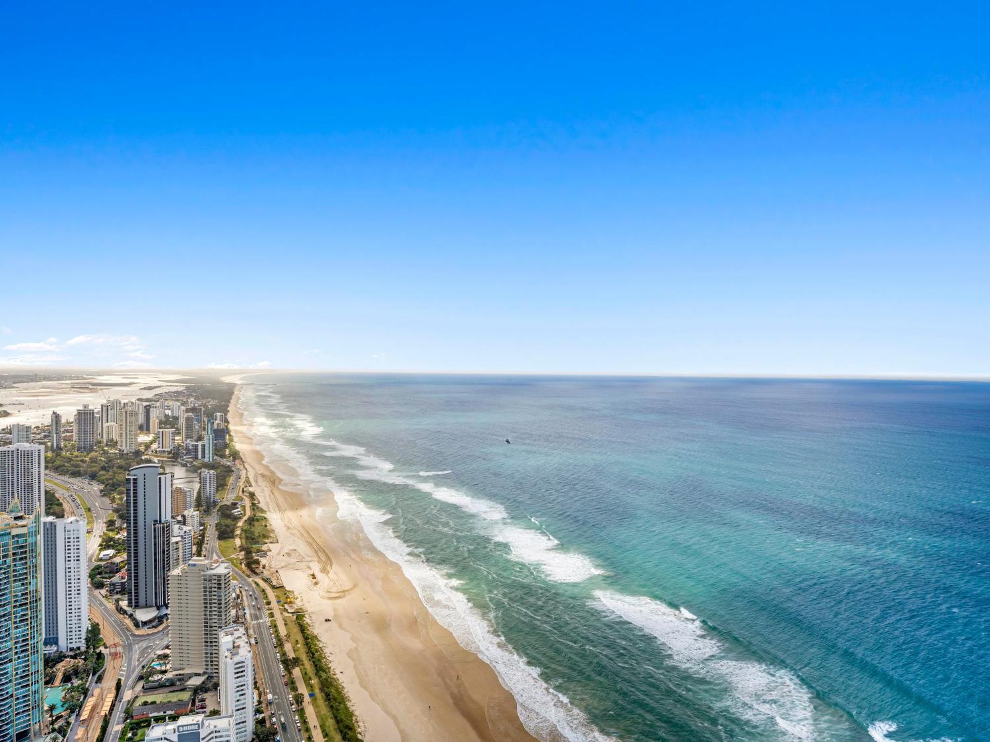 Surfers Paradise New Beachfront Apartments غولد كوست المظهر الخارجي الصورة