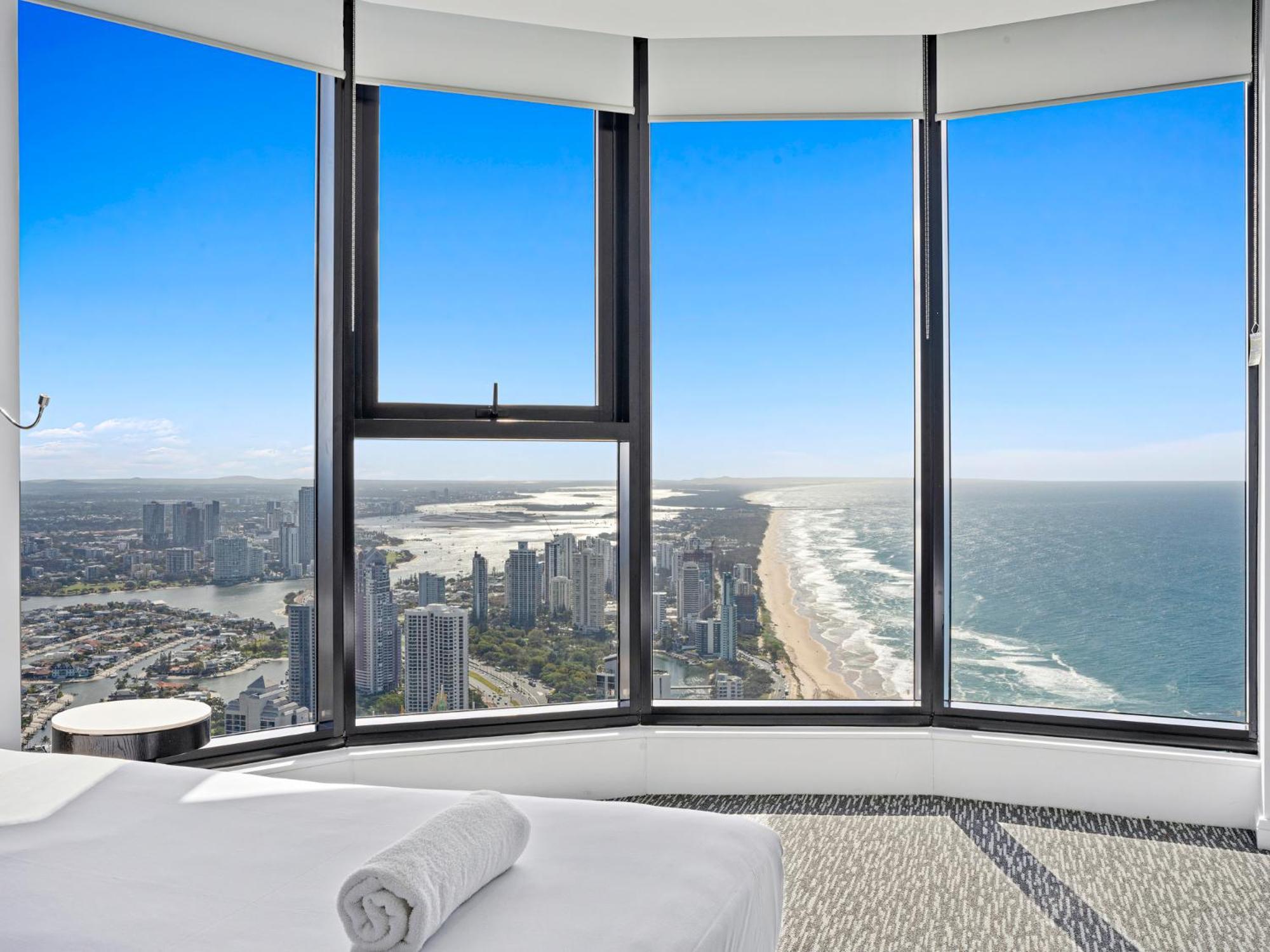 Surfers Paradise New Beachfront Apartments غولد كوست المظهر الخارجي الصورة