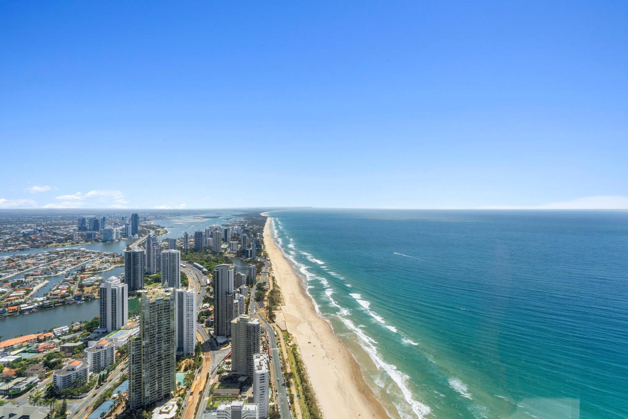 Surfers Paradise New Beachfront Apartments غولد كوست المظهر الخارجي الصورة