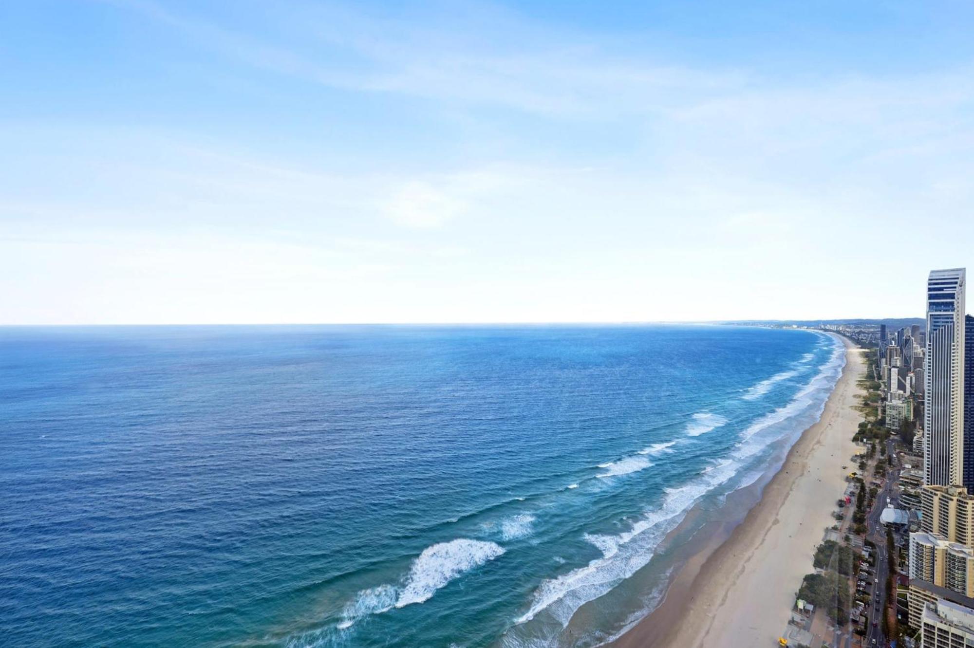 Surfers Paradise New Beachfront Apartments غولد كوست الغرفة الصورة