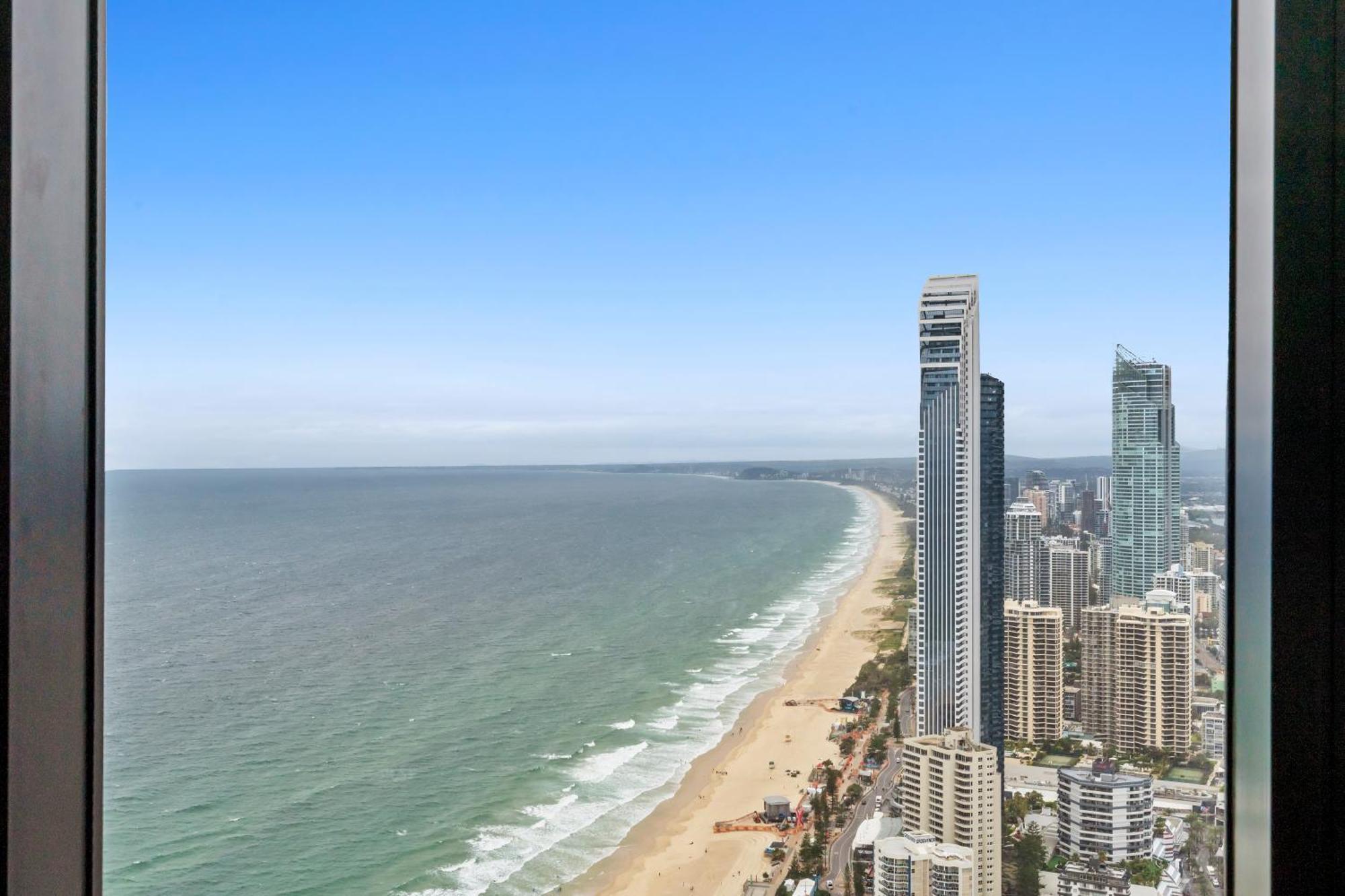 Surfers Paradise New Beachfront Apartments غولد كوست المظهر الخارجي الصورة